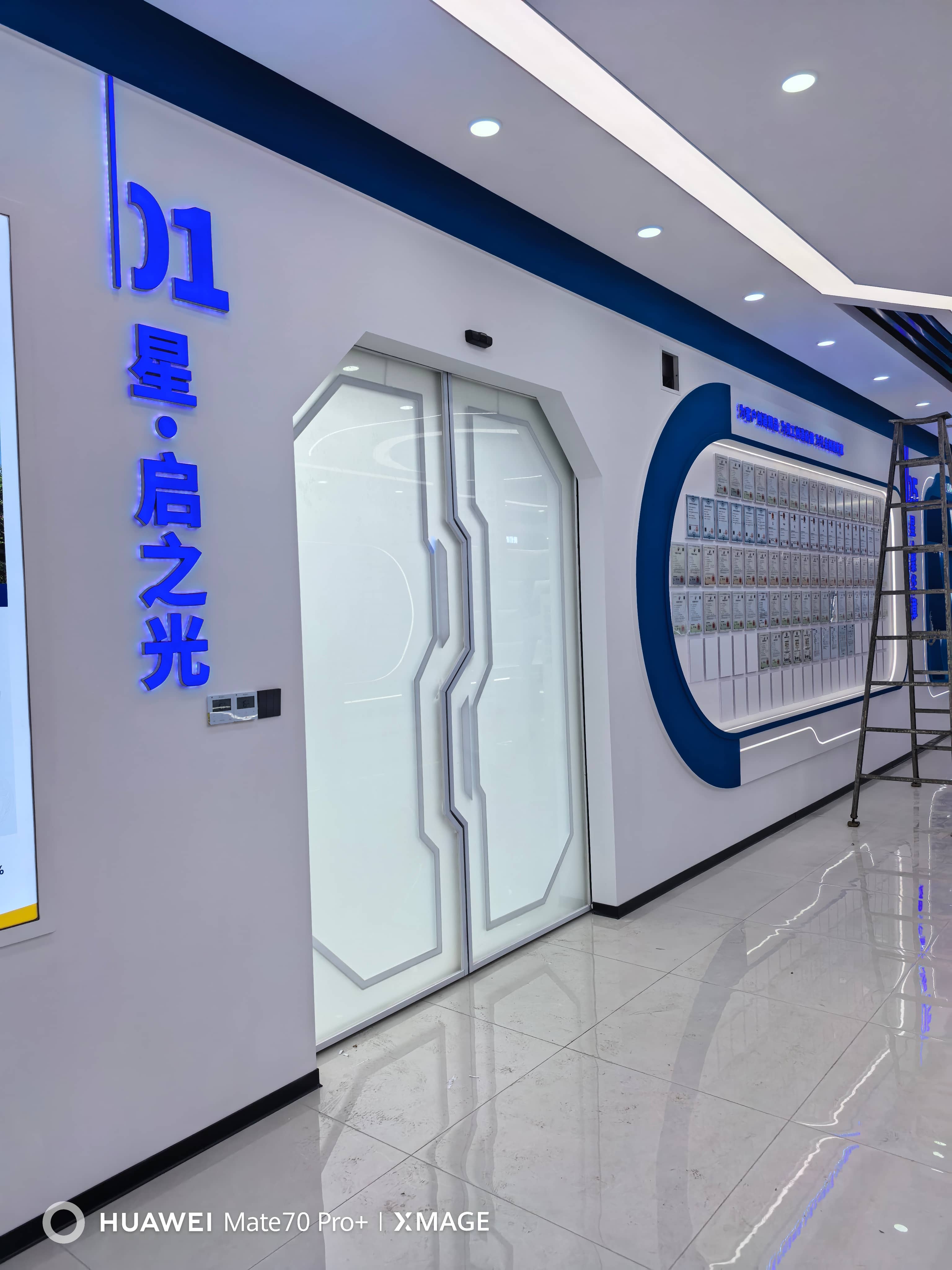 焊条厂展厅网红门案例